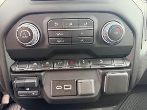 Miniature 25 Chevrolet Silverado 1500 Custom Trail Boss 2024