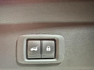 Miniature 8 Mitsubishi Outlander PHEV 2024