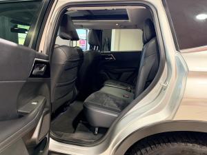 Miniature 14 Mitsubishi Outlander PHEV 2024