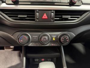 Thumbnail 19 Kia Forte LX 2023