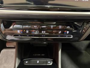 Miniature 28 Chevrolet Bolt EUV Premier 2023