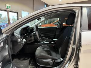 Thumbnail 12 Hyundai Elantra Preferred 2023