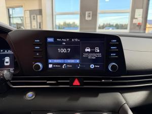 Thumbnail 21 Hyundai Elantra Preferred 2023