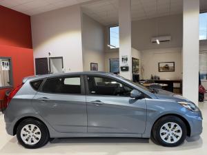 Miniature 9 Hyundai Accent SE 2017