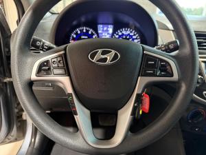 Miniature 18 Hyundai Accent SE 2017