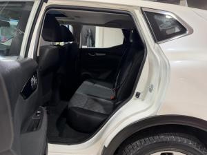 Miniature 13 Nissan Qashqai S 2018