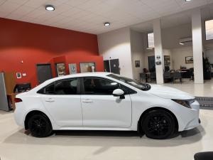 Miniature 8 Toyota Corolla LE 2022