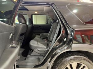 Miniature 14 Nissan Pathfinder SV 2022