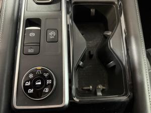 Miniature 31 Nissan Pathfinder SV 2022