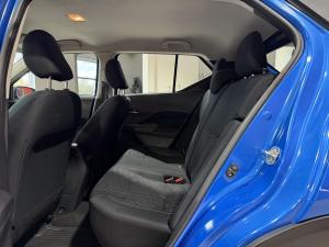 Miniature 13 Nissan Kicks SV Special Edition 2023
