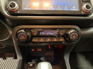 Miniature 25 Nissan Kicks SV Special Edition 2023