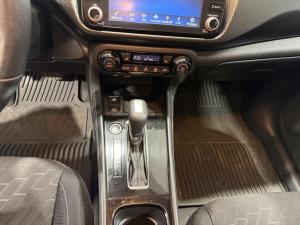 Miniature 27 Nissan Kicks SV Special Edition 2023