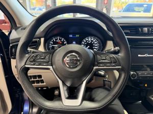 Miniature 19 Nissan Qashqai S 2021