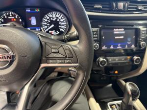 Miniature 22 Nissan Qashqai S 2021