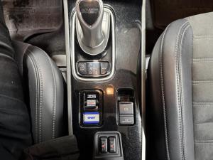 Miniature 28 Mitsubishi Outlander PHEV 2022