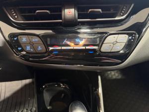 Thumbnail 25 Toyota C-HR XLE Premium 2021