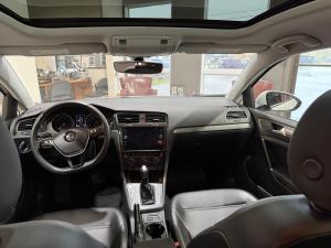 Miniature 21 Volkswagen Golf Highline 2020