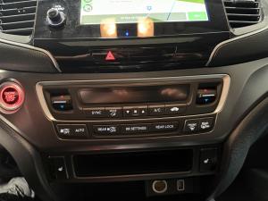 Miniature 30 Honda Pilot EX-L w/Nav 2021