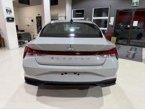 Thumbnail 5 Hyundai Elantra Preferred w/Tech 2023