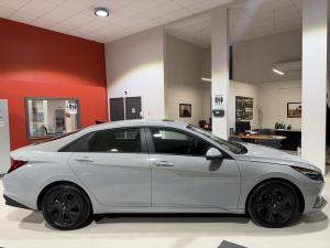 Thumbnail 8 Hyundai Elantra Preferred w/Tech 2023
