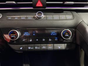 Thumbnail 24 Hyundai Elantra Preferred w/Tech 2023