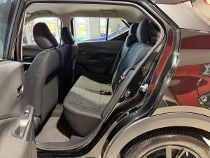 Miniature 13 Nissan Kicks SV Special Edition 2023