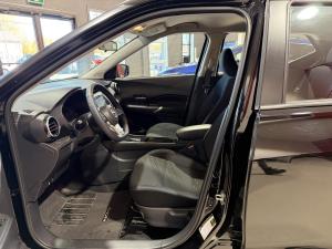 Miniature 15 Nissan Kicks SV Special Edition 2023
