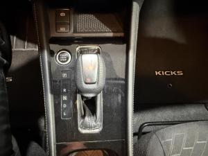 Miniature 25 Nissan Kicks SV Special Edition 2023