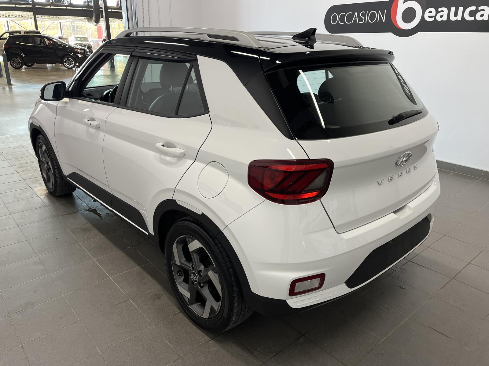 Image 3 Hyundai Venue Trend 2020