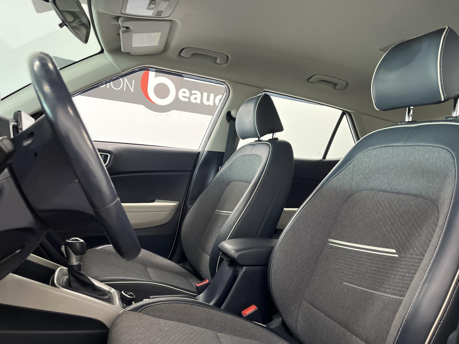 Image 8 Hyundai Venue Trend 2020