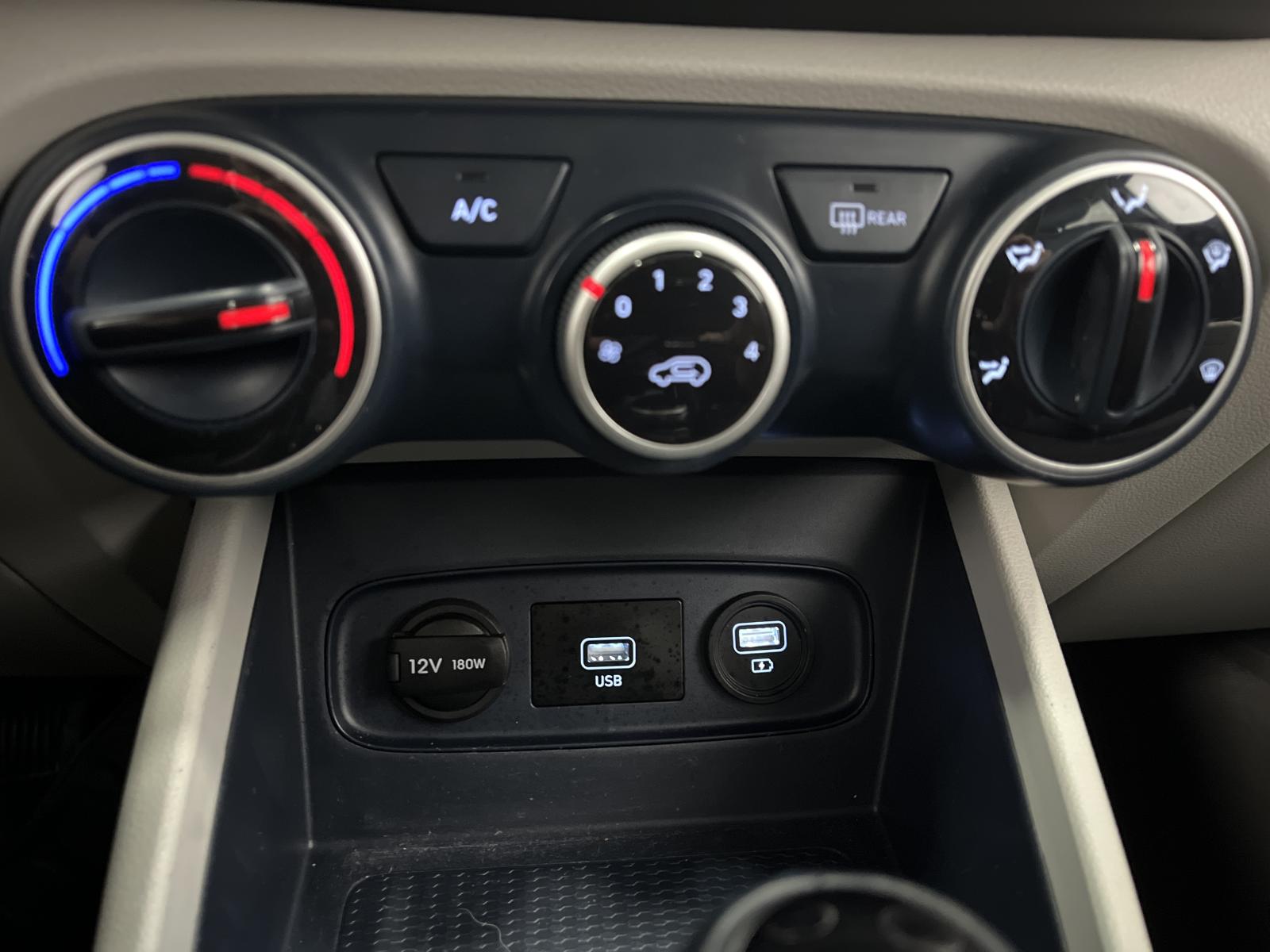 Image 17 Hyundai Venue Trend 2020