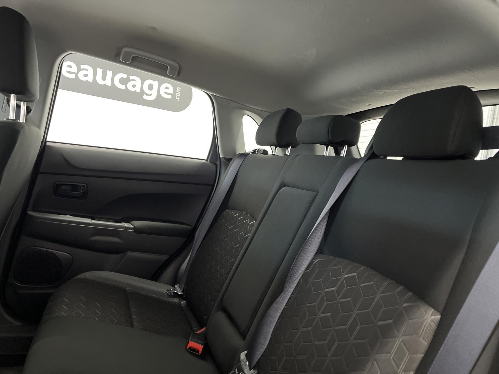 Image 10 Mitsubishi RVR 2023