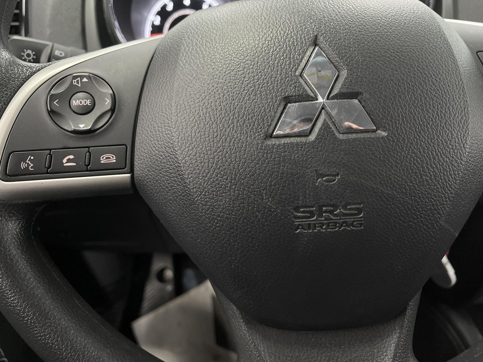 Image 12 Mitsubishi RVR 2023