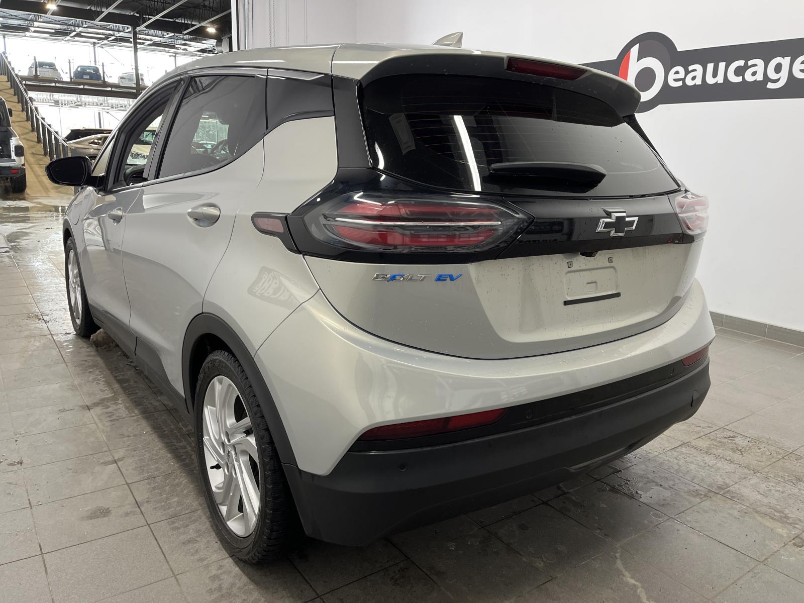 Chevrolet Bolt EV LT 2023 — photo 3