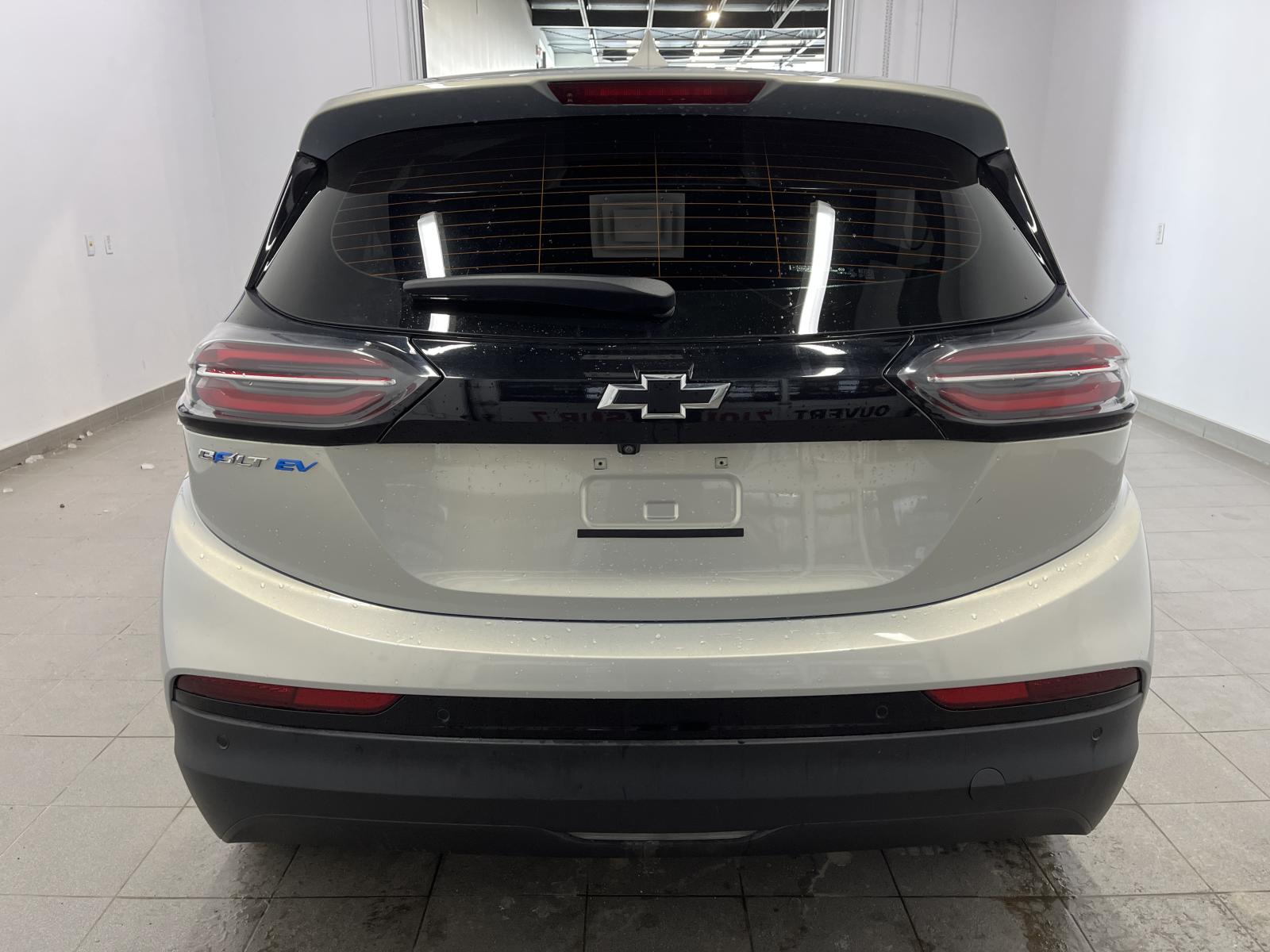 Chevrolet Bolt EV LT 2023 — photo 4