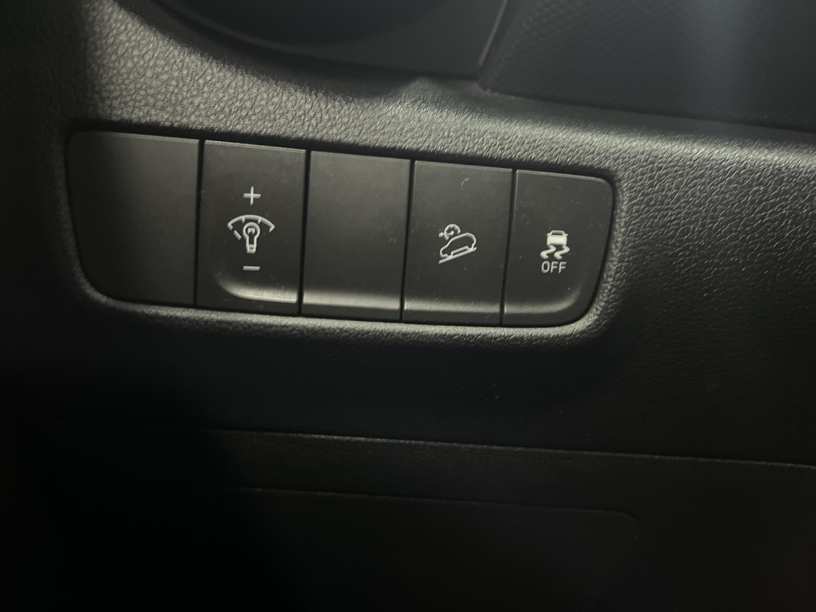 Image 12 Hyundai Kona Essential 2023