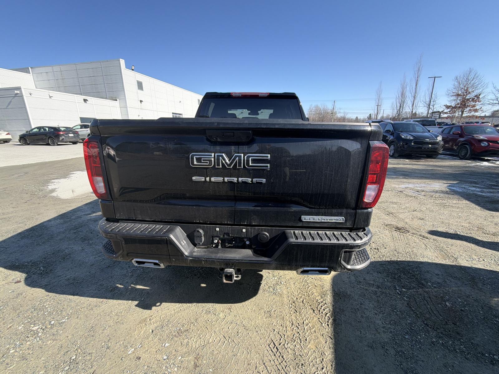 GMC Sierra 1500 Elevation 2024 — photo 8