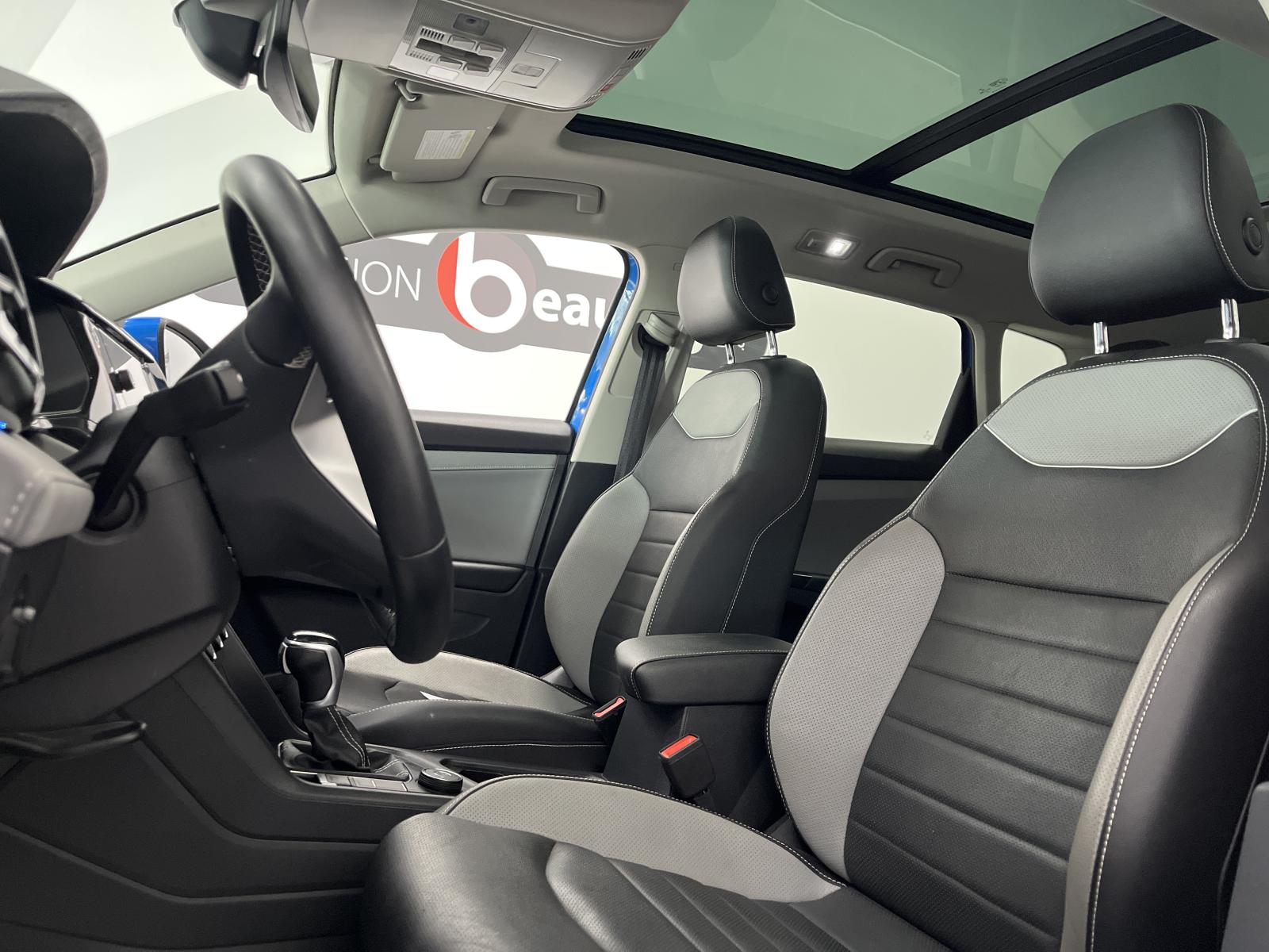 Image 8 Volkswagen Taos Highline 2023