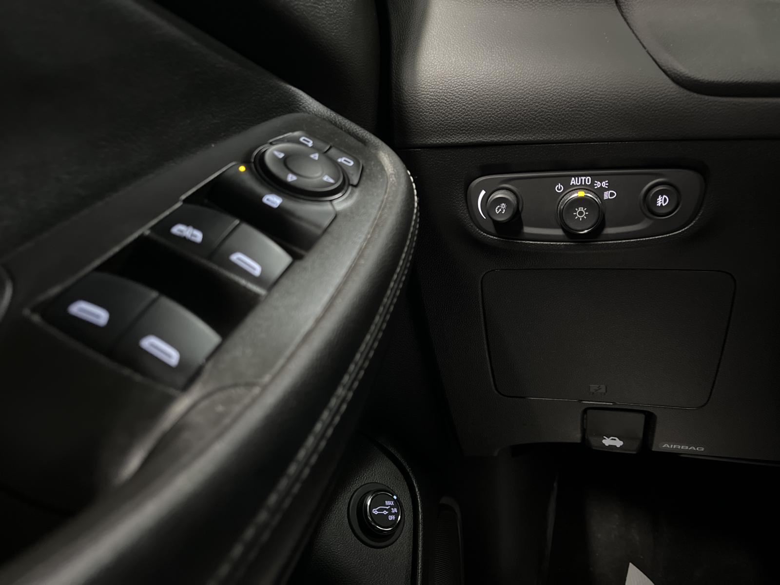 Image 14 Buick Encore GX Select 2022