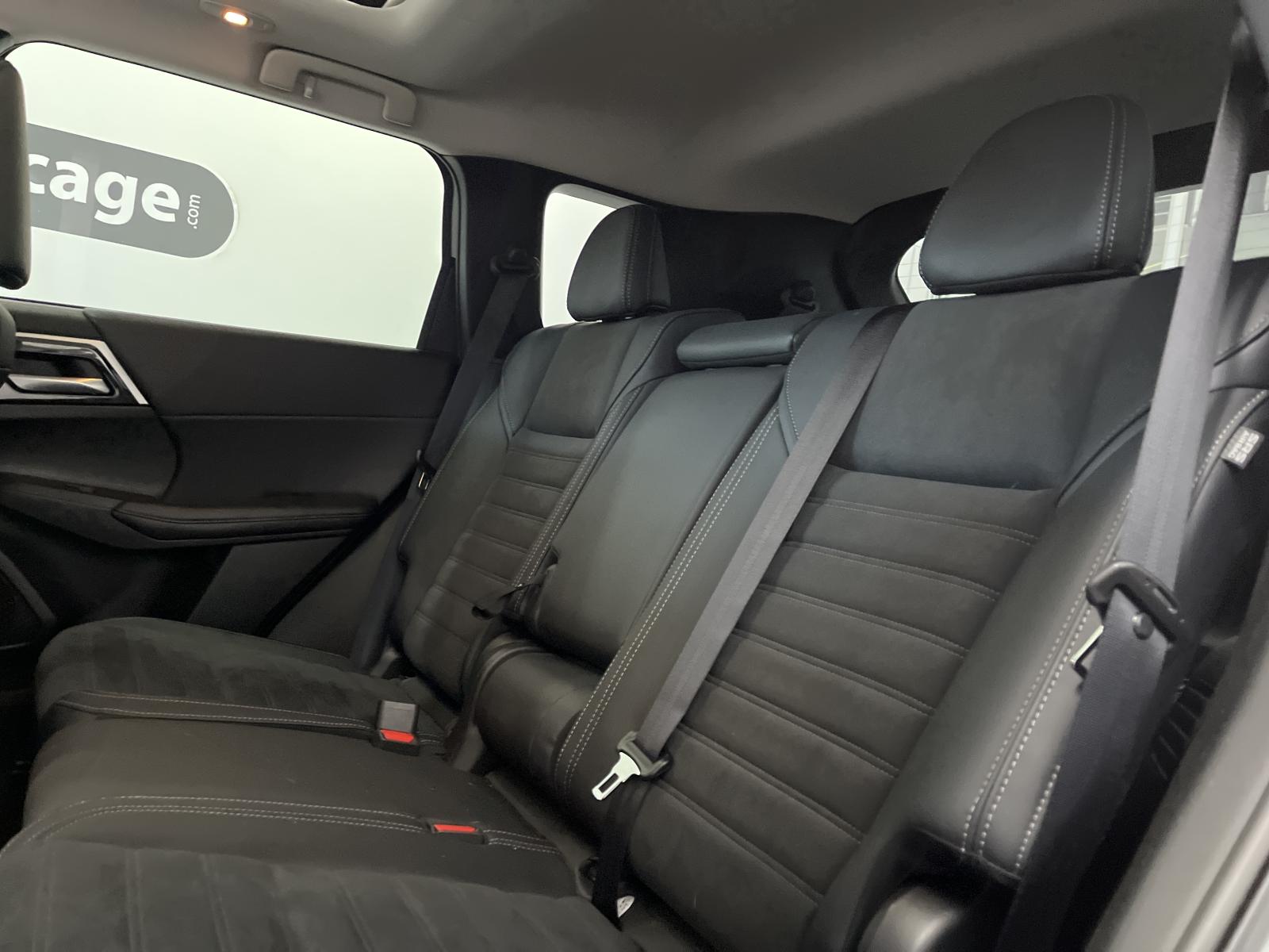 Mitsubishi Outlander Plug-In 2025 — photo 7