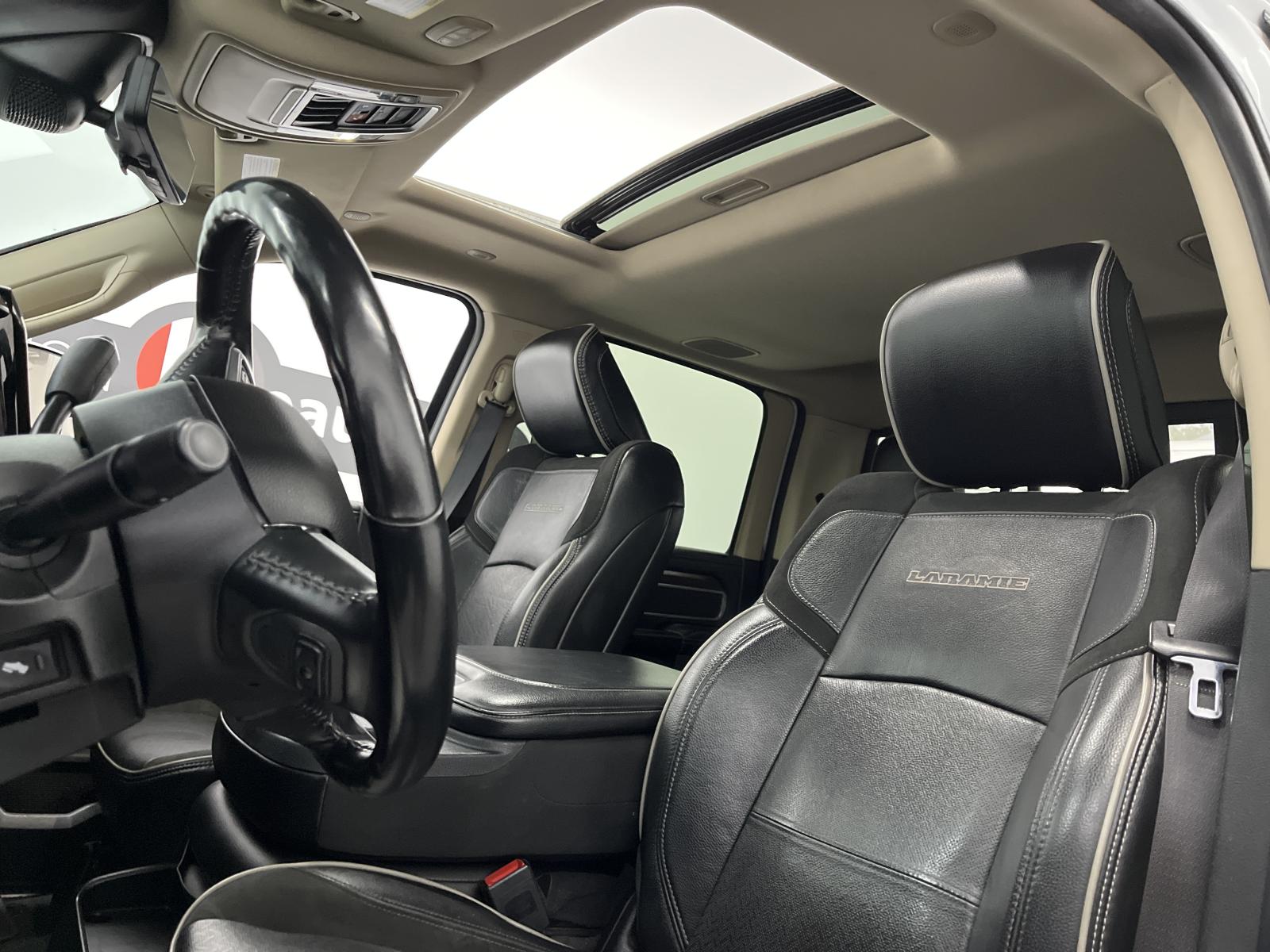 RAM 2500 Laramie 2022 — photo 8