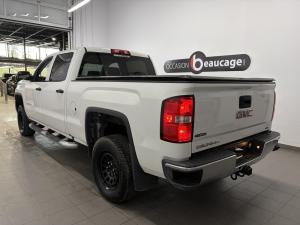 Miniature 6 GMC Sierra 1500 Base 2016
