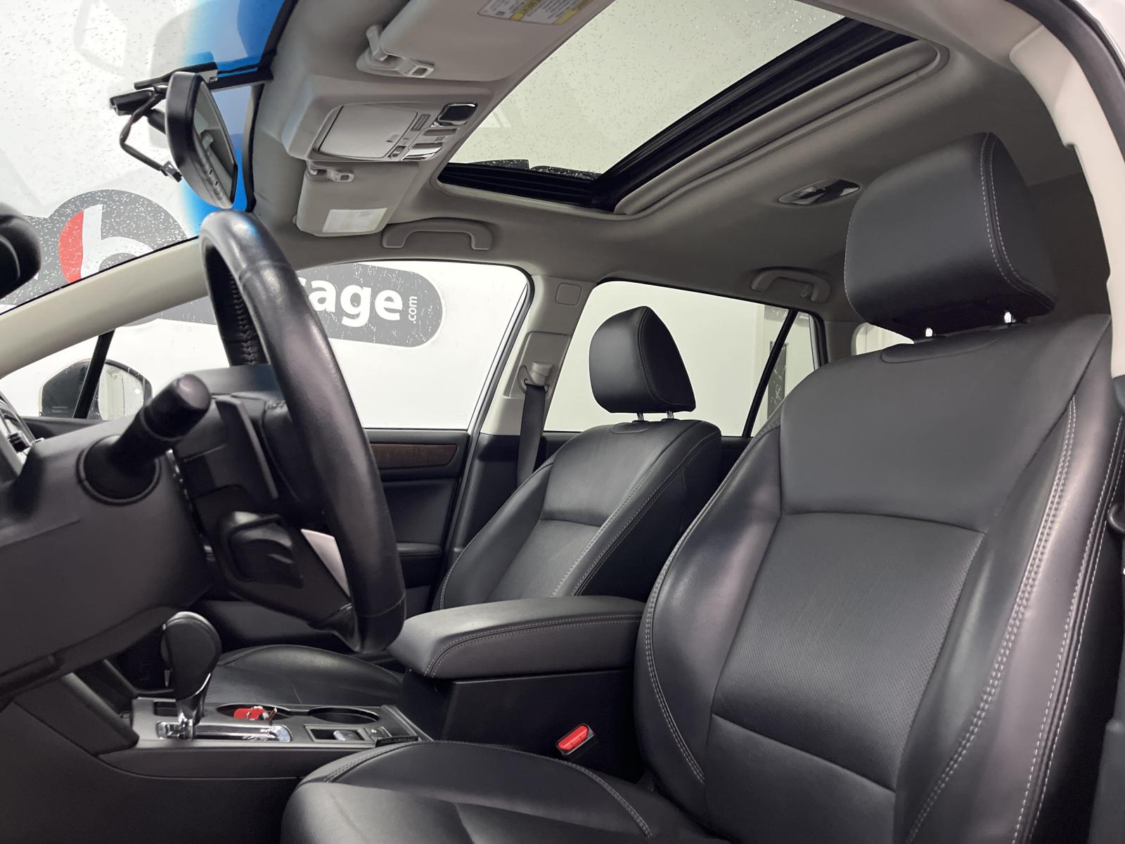 Subaru Outback 2.5i Limited 2019 — photo 8