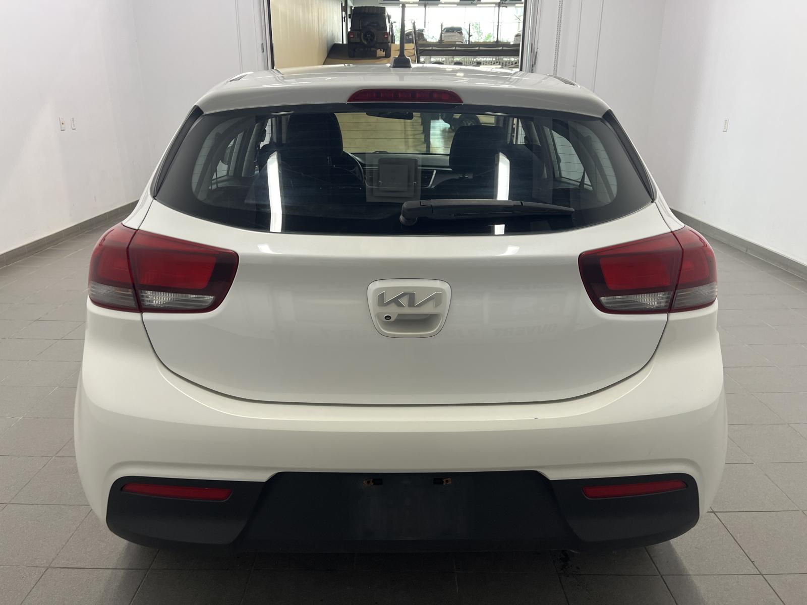 Kia Rio 5-door 2022 — photo 4