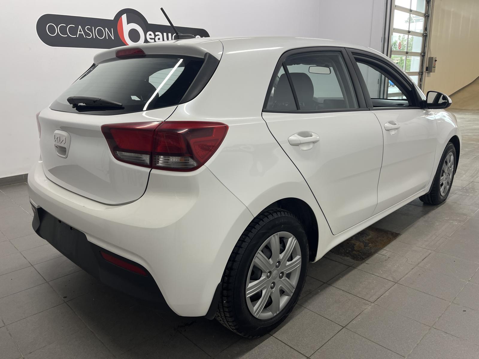 Kia Rio 5-door 2022 — photo 5
