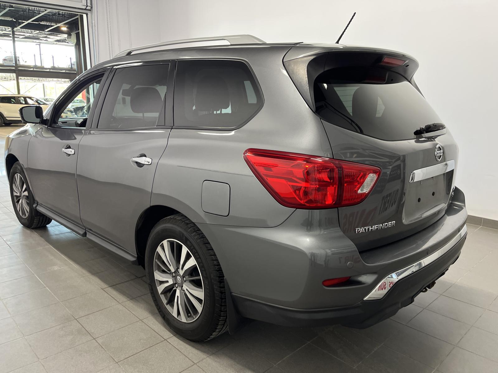 Nissan Pathfinder SL 2017 — photo 3