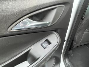 Miniature 17 Buick Encore GX Preferred 2025