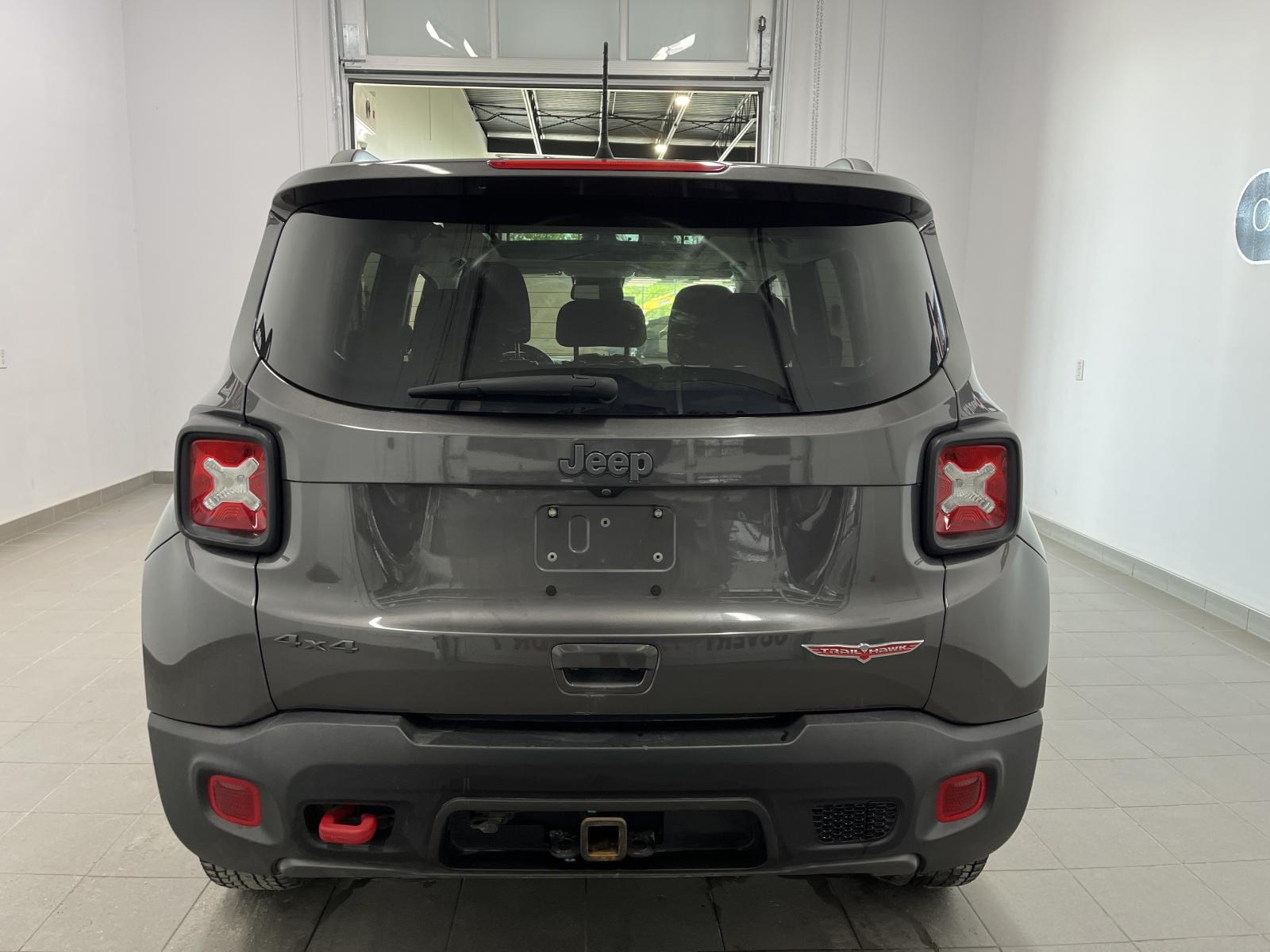 Jeep Renegade Trailhawk 2021 — photo 4