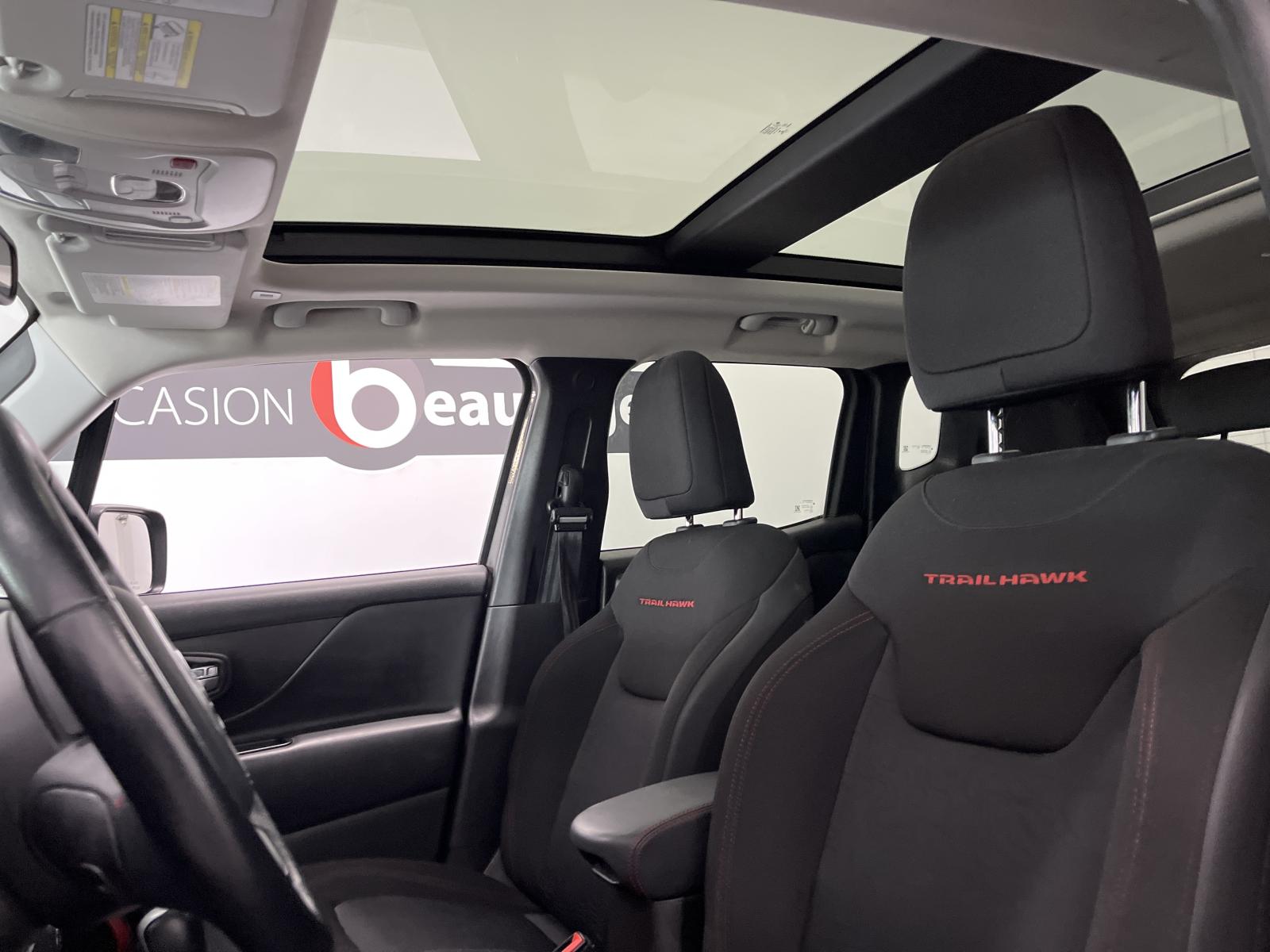 Jeep Renegade Trailhawk 2021 — photo 8