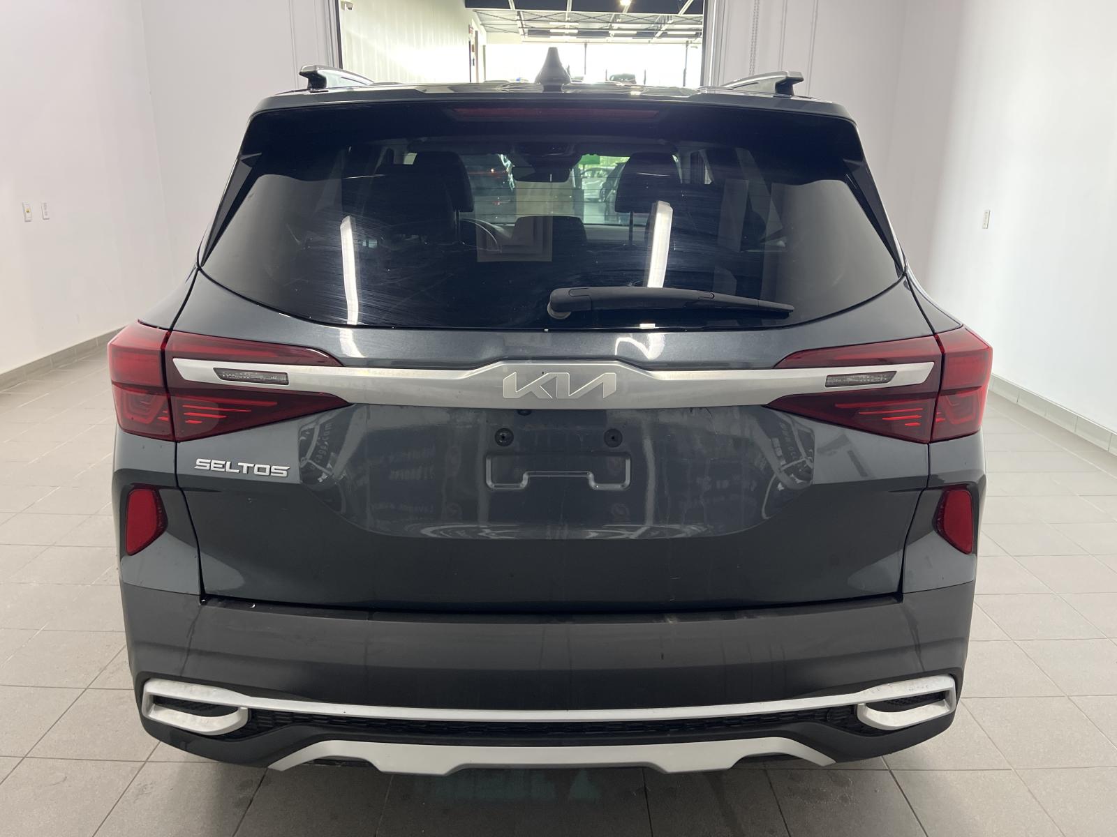 Kia Seltos SX Turbo 2023 — photo 4